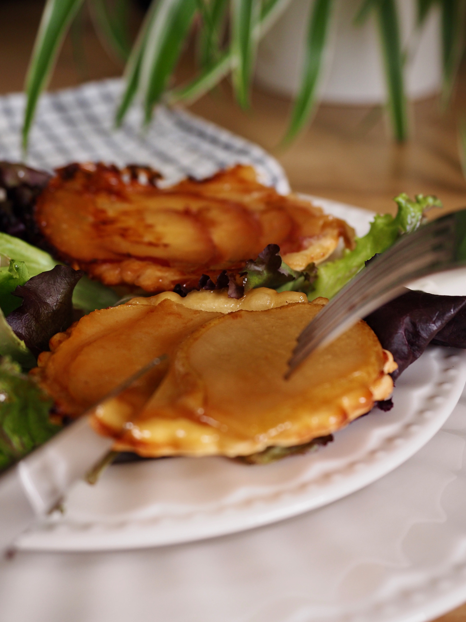 Tarte tatin poire roquefort par Victoria TRA, Le Cabinet Sportif